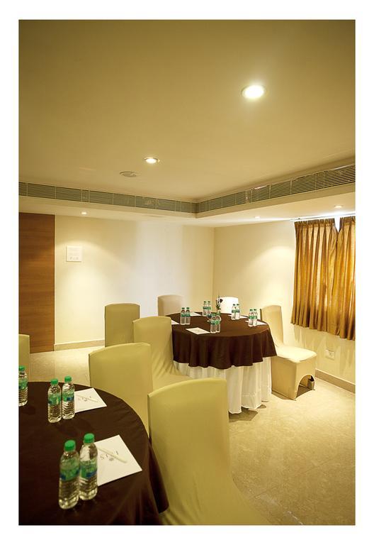 H Hotel Chennai Zewnętrze zdjęcie